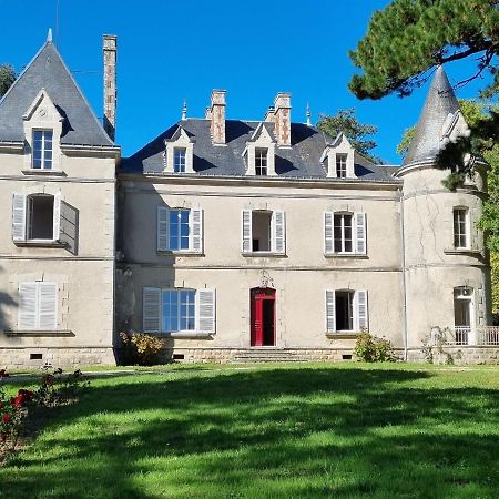 Chambres D'Hotes Chateau De Saint Etienne Du Bois Екстериор снимка