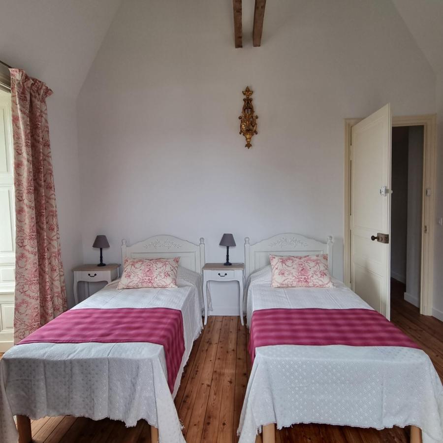 Chambres D'Hotes Chateau De Saint Etienne Du Bois Екстериор снимка